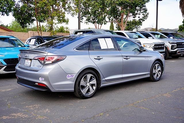 Used 2016 Gray Hyundai Limited image 7
