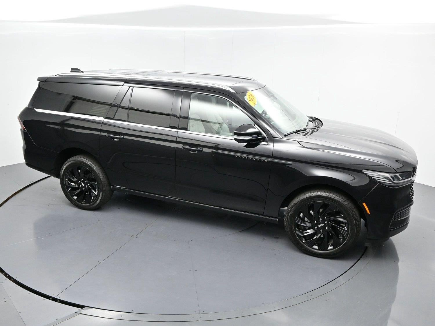 Used 2026 Infinite Black Metallic Clearcoat Lincoln Black Label image 54