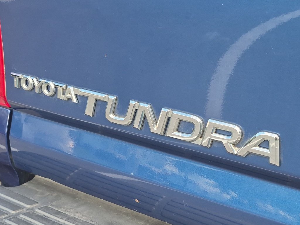 Used 2006  Toyota Limited image 21