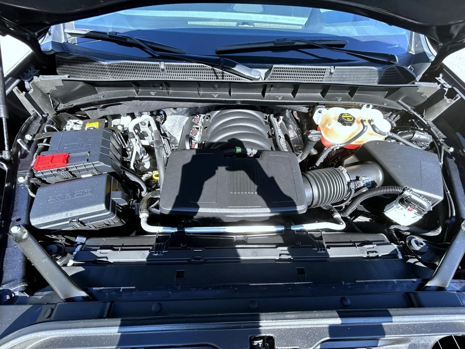 Used 2024 Silver GMC Denali Ultimate image 24