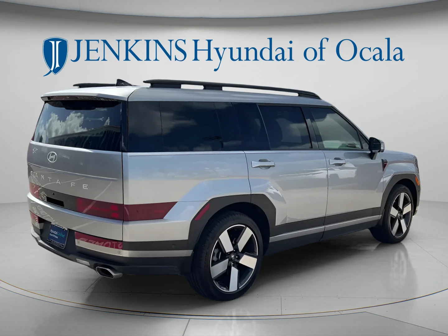 Used 2026 Shimmering Silver Hyundai Limited 7P image 4