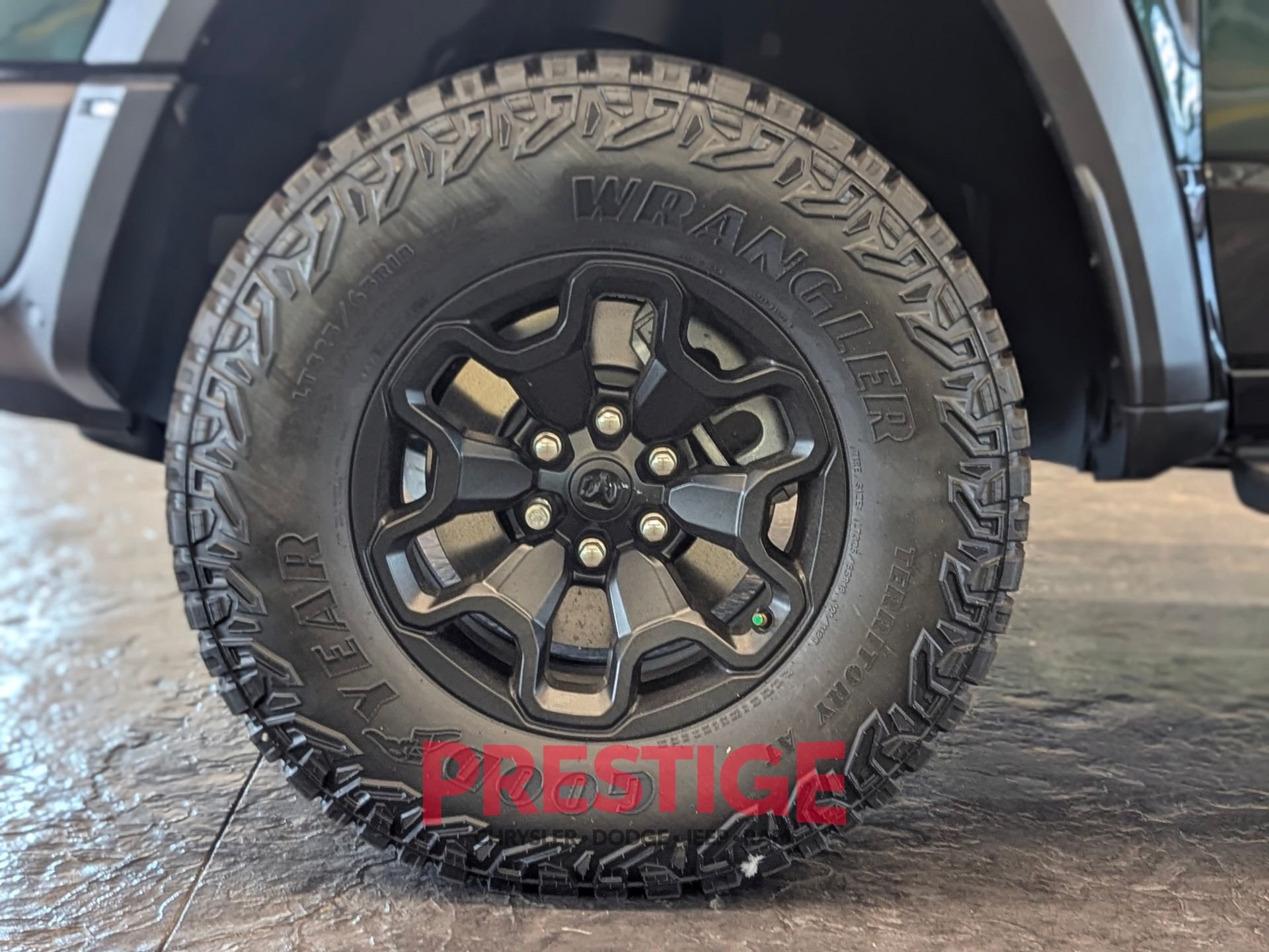 New 2026 Serrano-Green Metallic Exterior Paint RAM RHO image 11