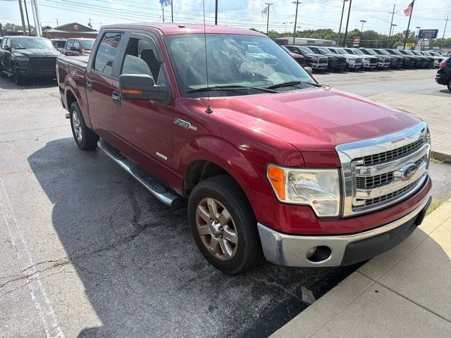Used 2013 Red Ford XLT image 11