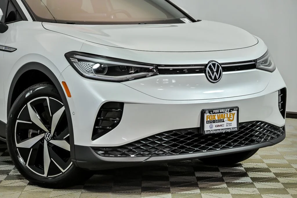 Certified 2023 Volkswagen ID.4 PRO S with VIN 1V2WNPE80PC035650 for sale in St. Charles, IL