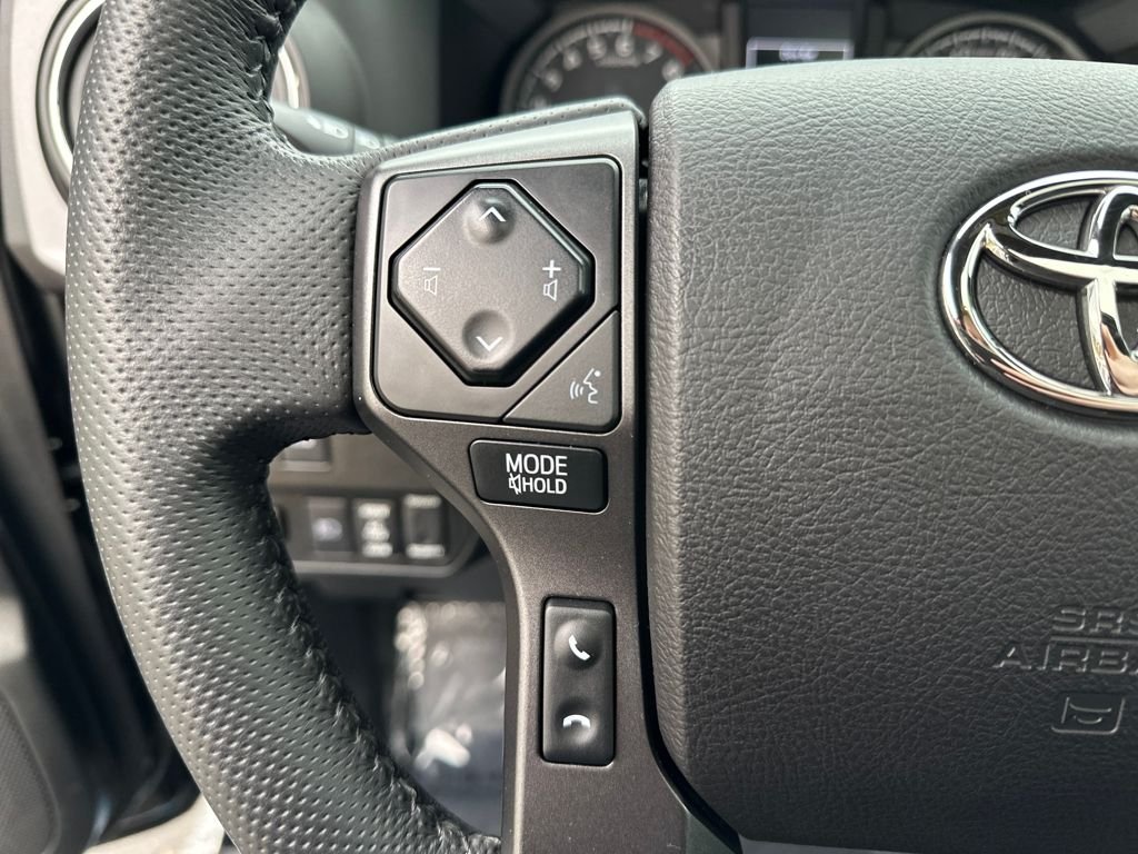 2021 Toyota Tacoma TRD Pro - Photo 19