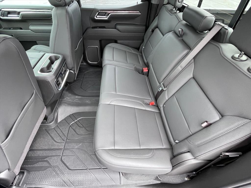 2026 Chevrolet Silverado 1500 LTZ - Photo 25