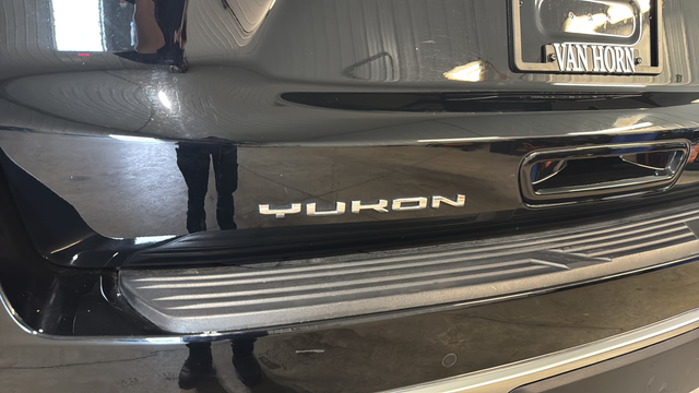 Used 2024 Onyx Black GMC Denali image 48