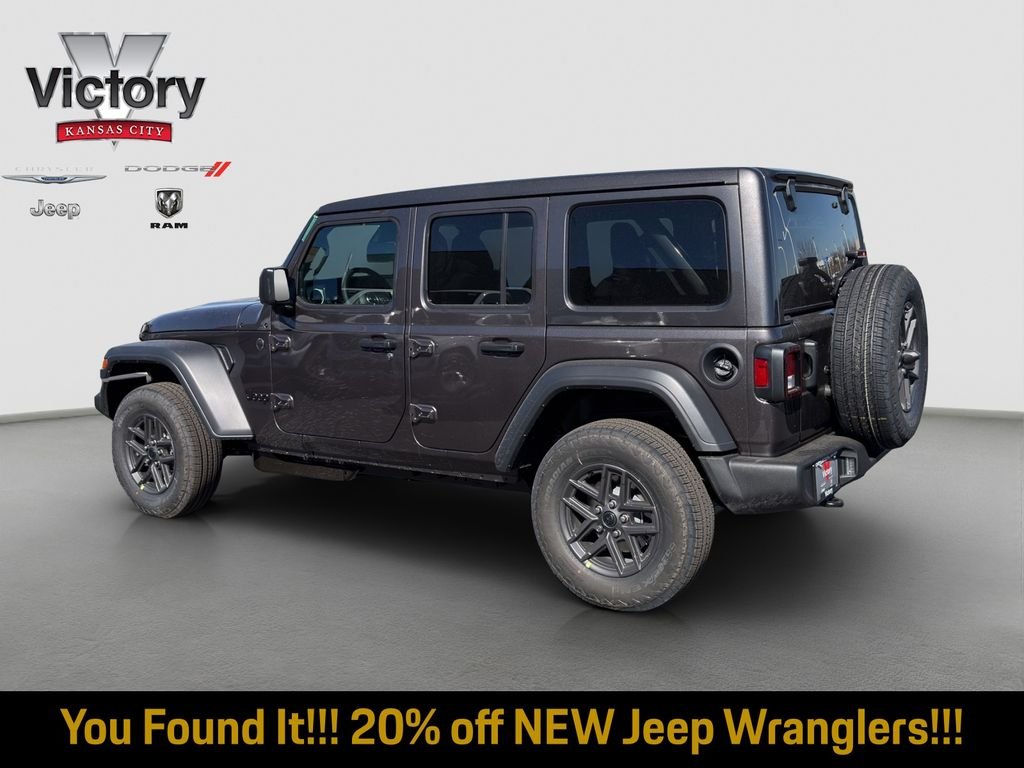 New 2026 Granite Crystal Metallic Clearcoat Jeep Sport S image 5