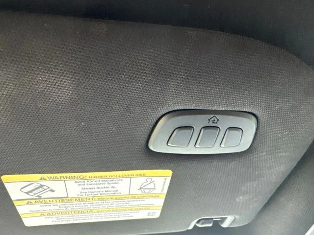 Used 2023 White Ford Limited image 19