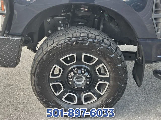 Used 2024 Blue Ford XLT image 16