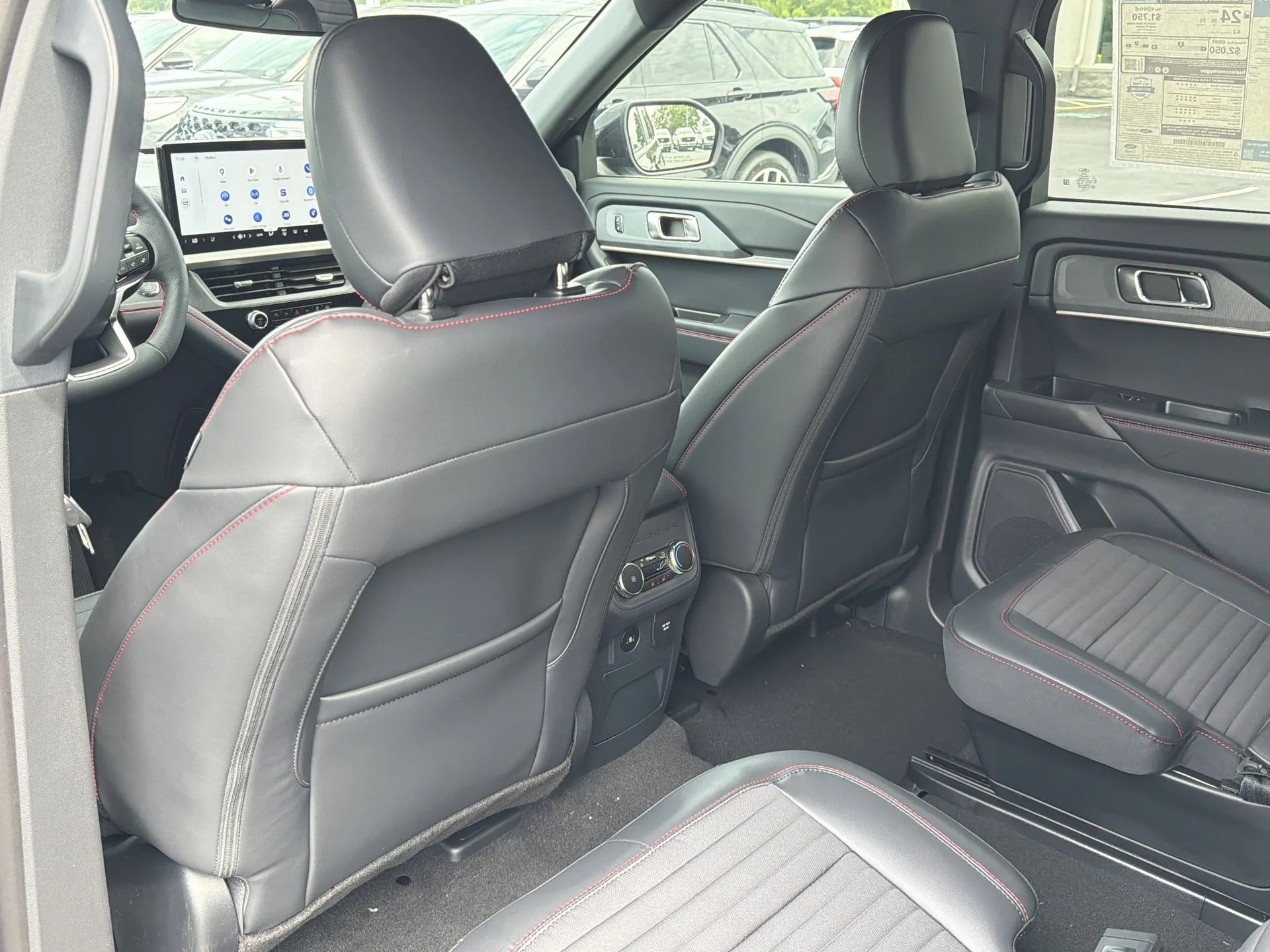 New 2026 Agate Black Metallic Ford ST-Line image 23
