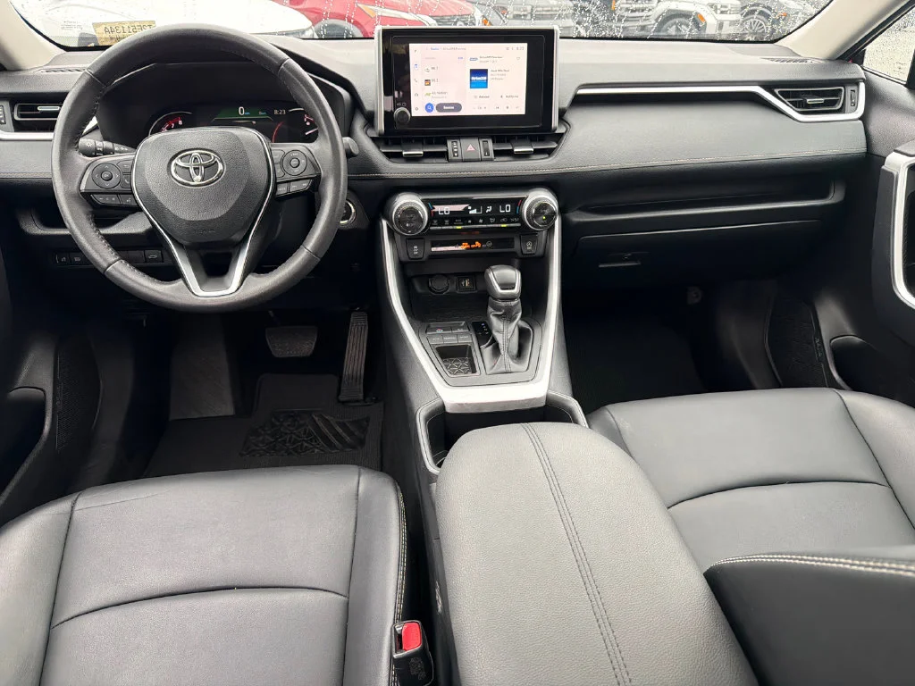 Used 2025 Red Toyota XLE Premium image 23