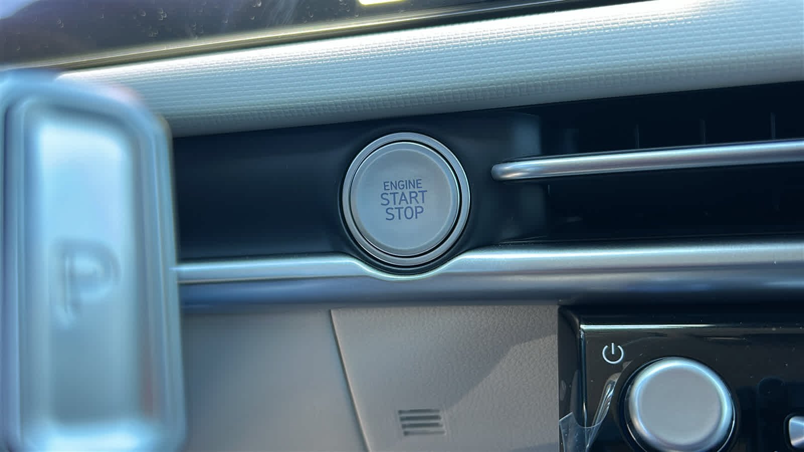 New 2026 Ecotronic Gray Hyundai SEL AWD image 17