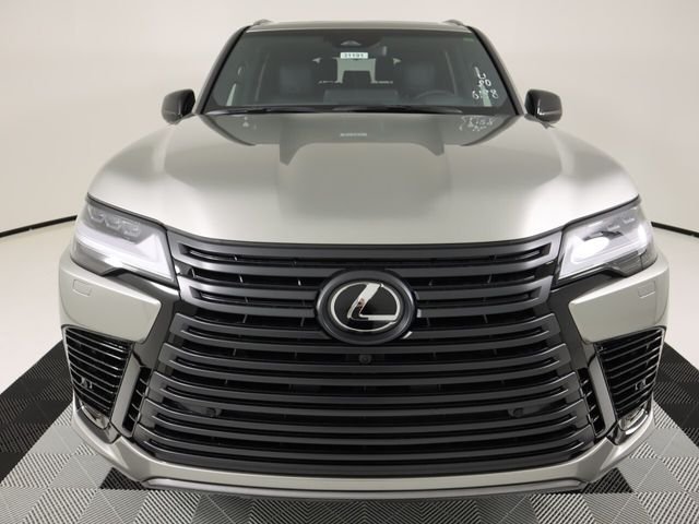 New 2026 Atomic Silver Lexus  600 LUXURY image 7