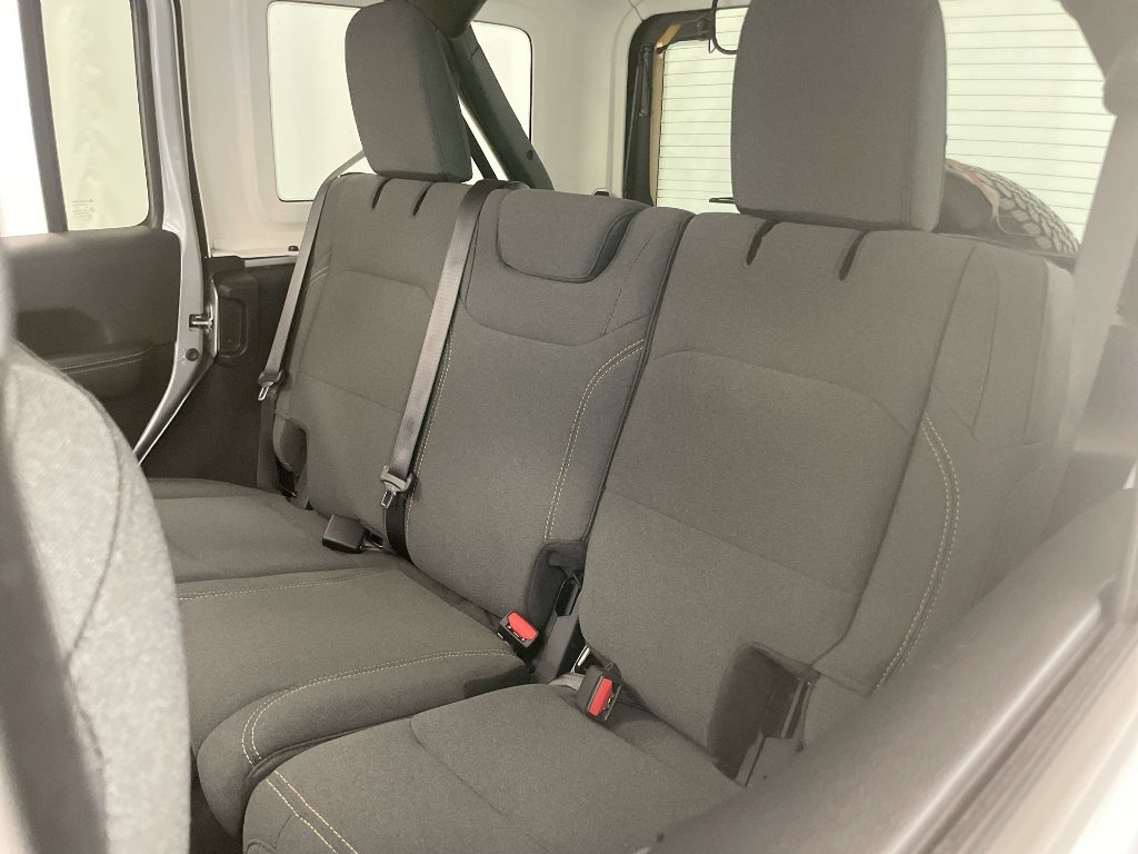 2024 Jeep Wrangler 4-Door Sahara - Photo 24
