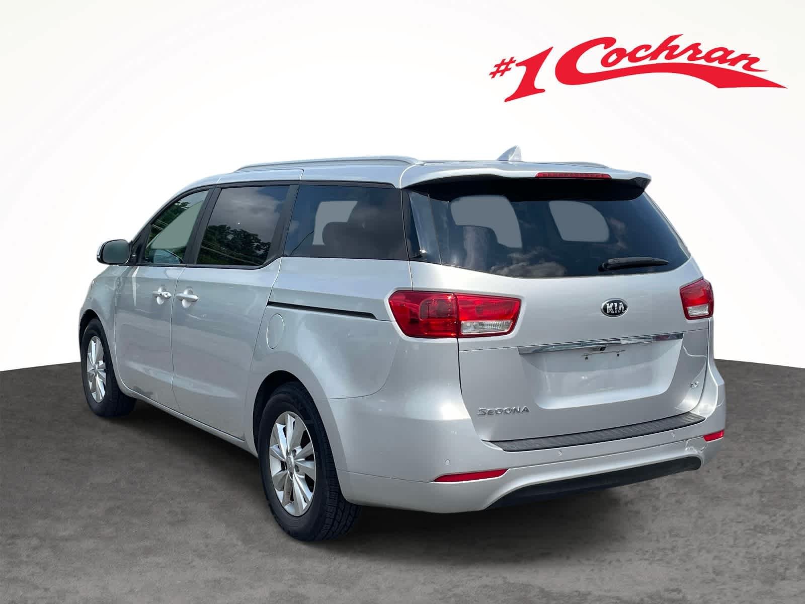 Used 2017 Bright Silver Kia LX image 14