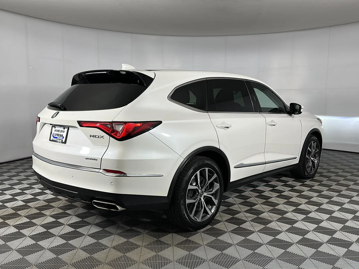 Certified Used 2023 Platinum White Pearl Acura SH-AWD w/Tech image 32