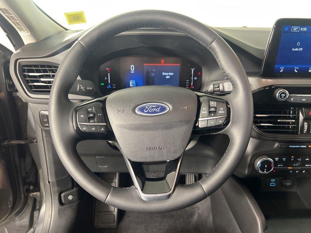 Used 2023 Gray Metallic Ford Active image 4