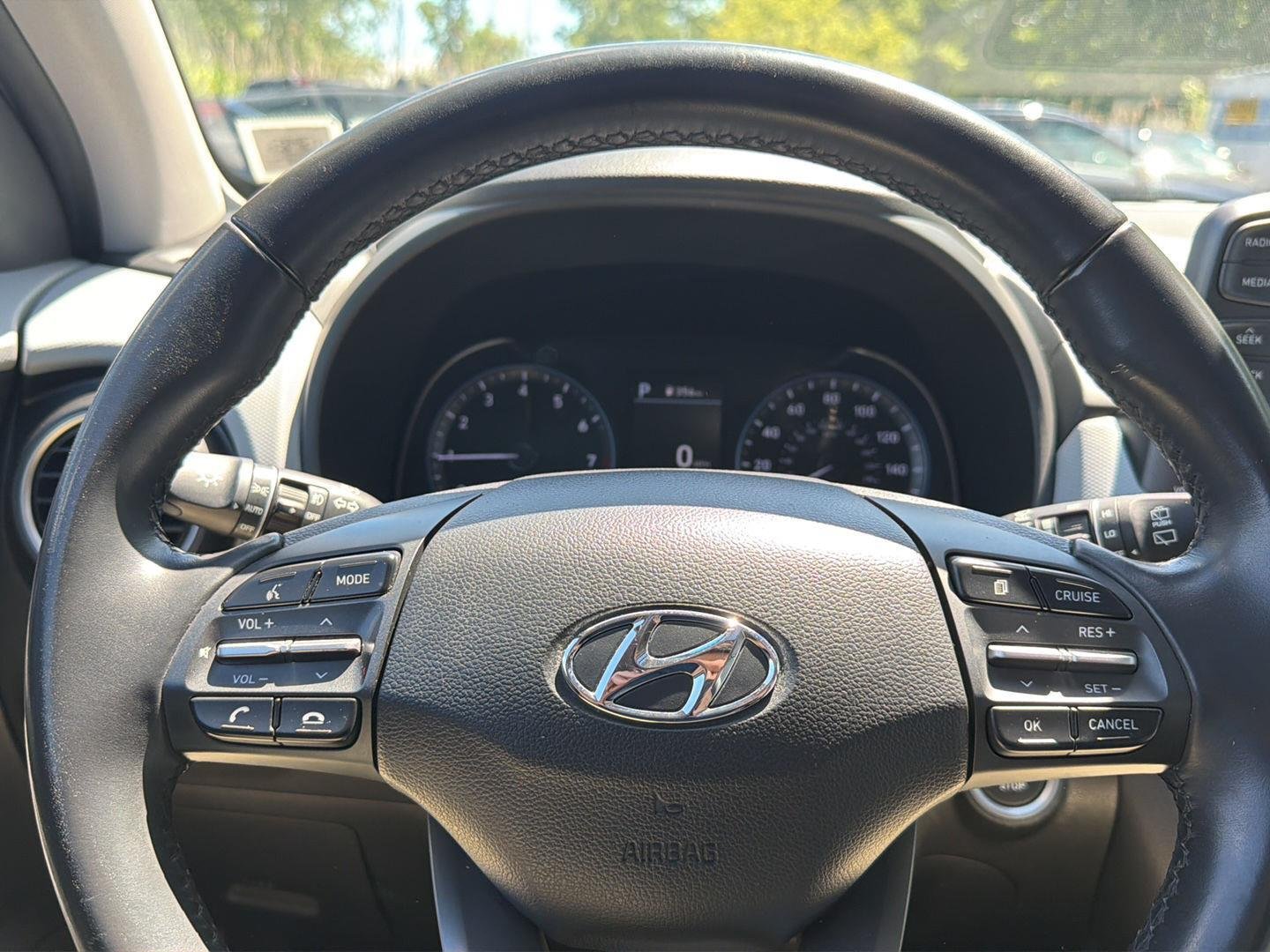 Used 2020 Sonic Silver Hyundai Limited image 9