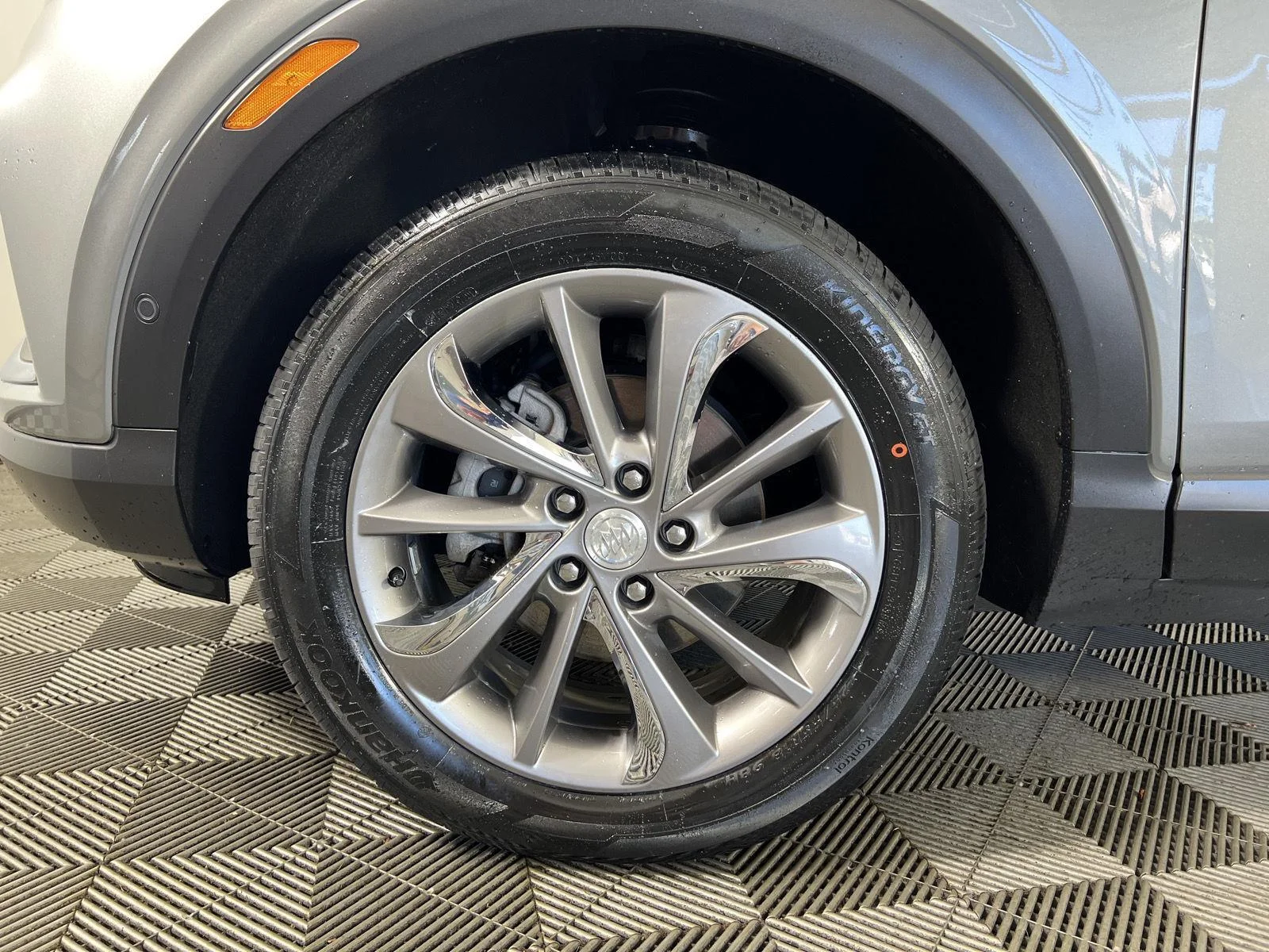Used 2023 Moonstone Gray Metallic Buick Essence image 34