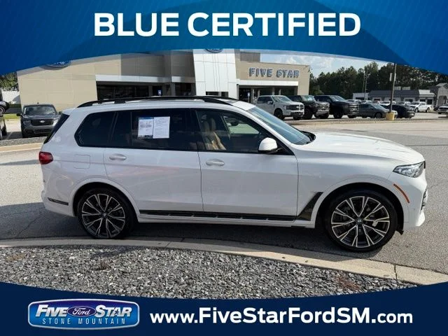 Used 2021 White BMW xDrive40i image 1