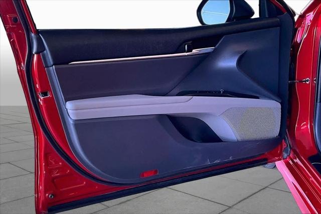 Certified Used 2022 SUPERSONIC RED Toyota  image 22