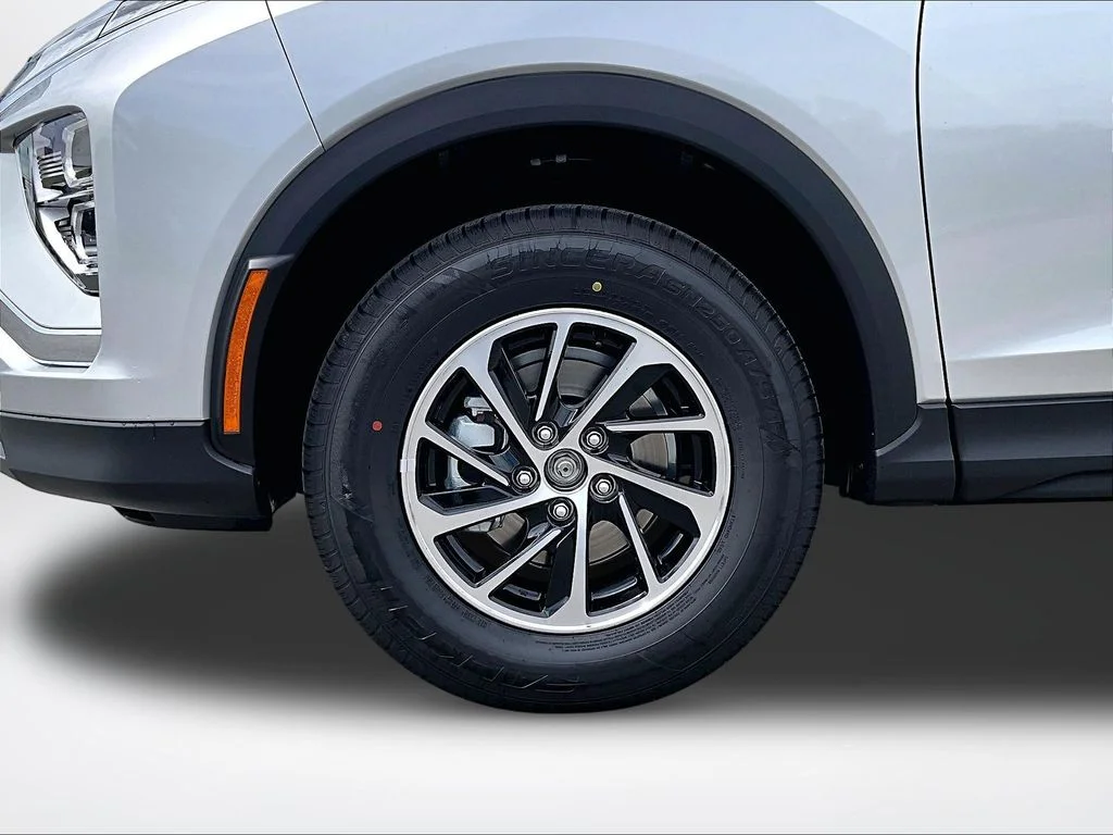 2026 Mitsubishi Eclipse Cross ES - Photo 14