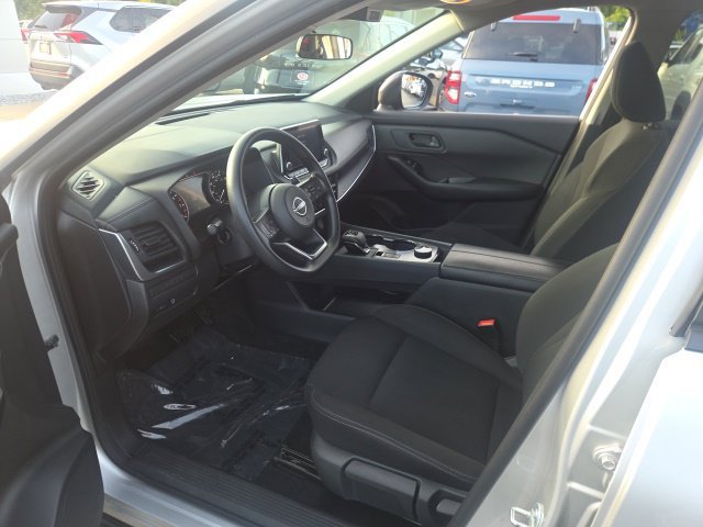 Used 2024 Silver Nissan S image 15