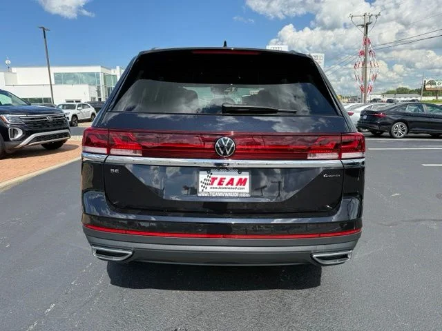New 2026 Black Volkswagen 2.0T SE image 4