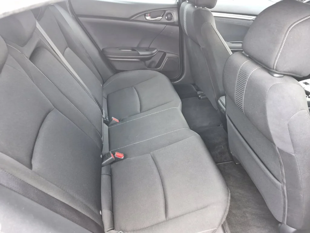 Used 2018 Silver Honda EX image 28