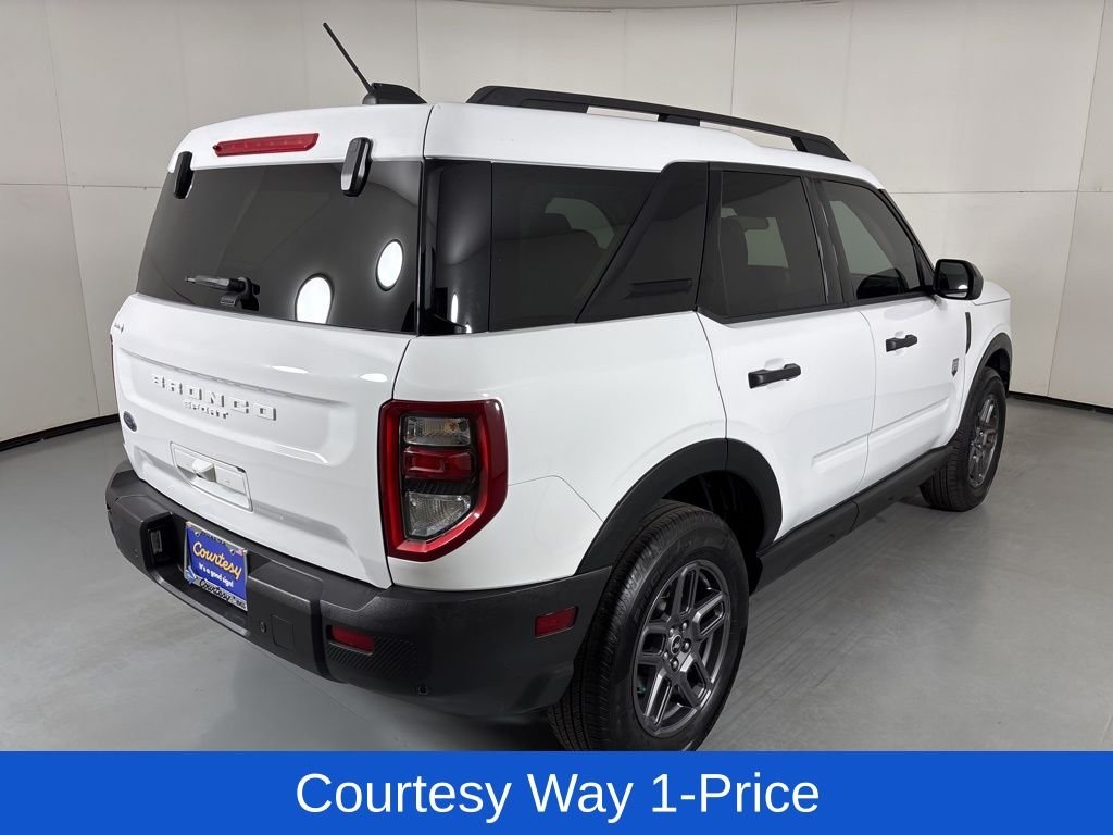 Used 2025 White Ford Big Bend image 11