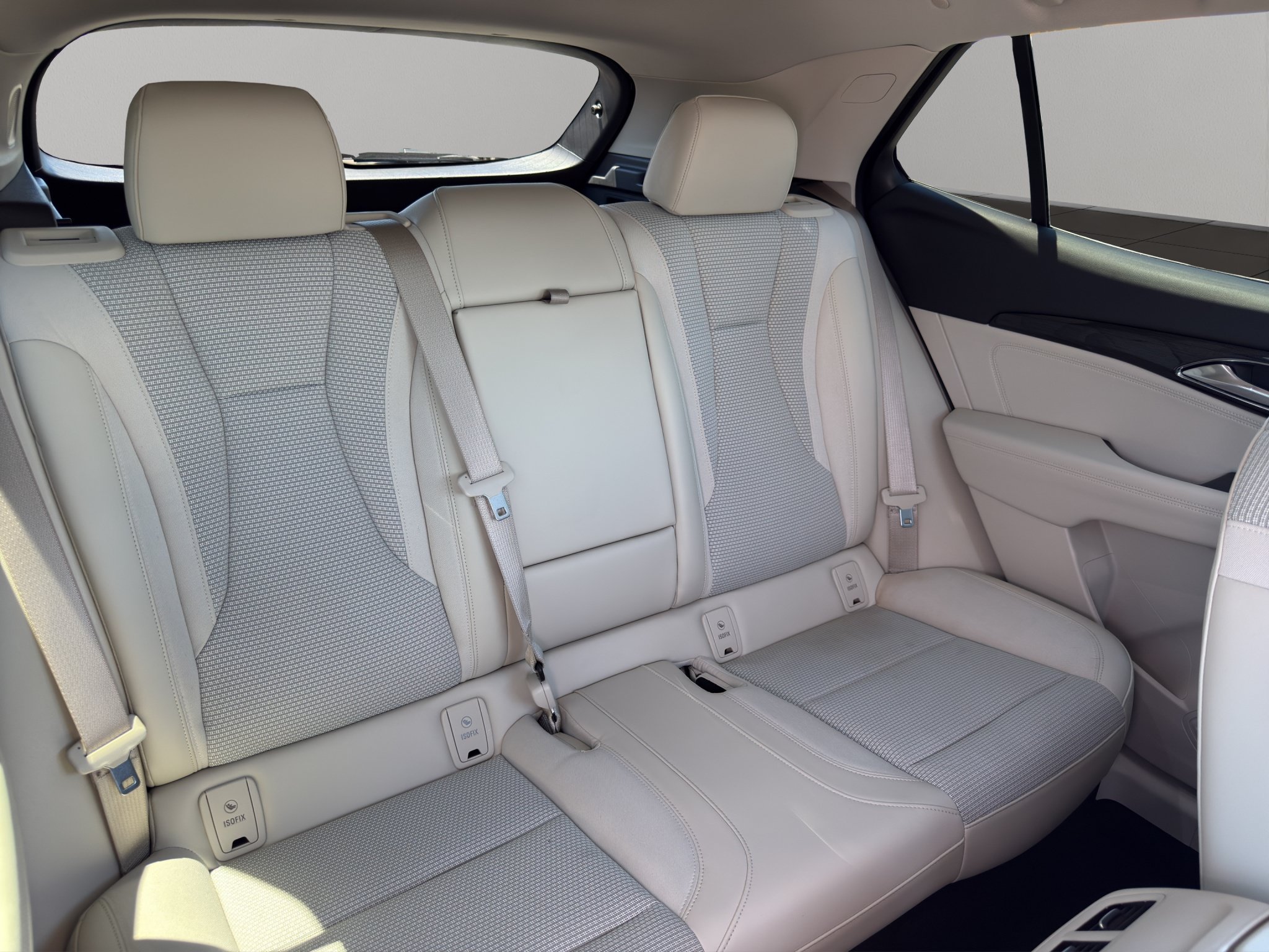 Used 2023 Cinnabar Metallic Buick Preferred image 20