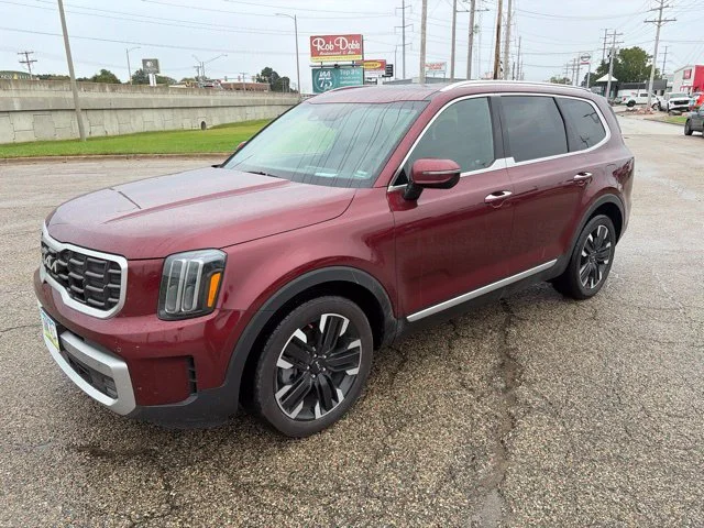 Used 2023 Red Kia SX-Prestige image 6