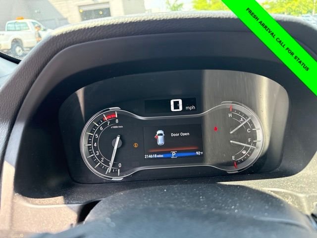 Used 2017 Lunar Silver Metallic Honda Touring image 36