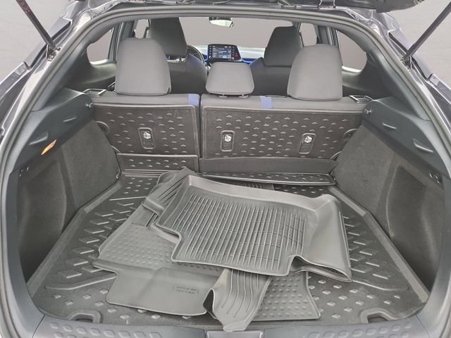 Used 2021 Gray Toyota XLE image 29