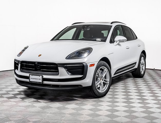 2026 Porsche Macan 