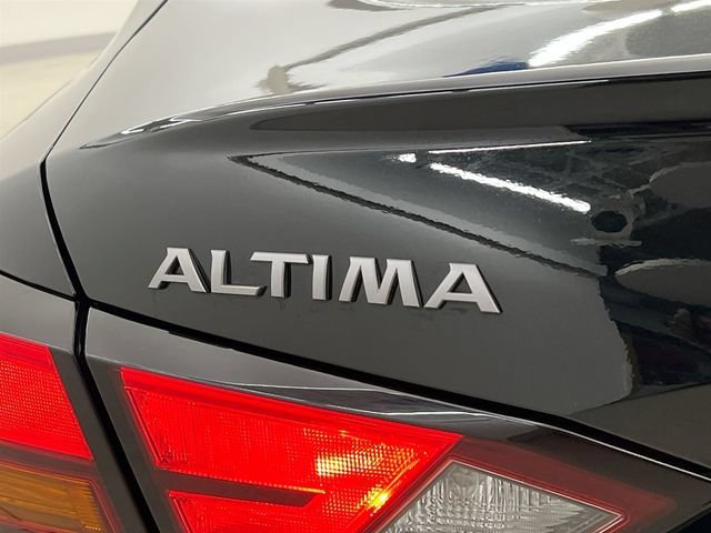 2025 Nissan Altima SV - Photo 37
