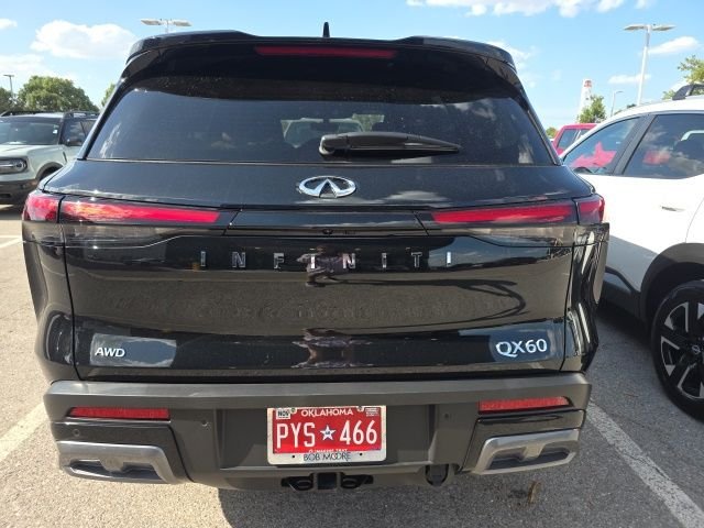 Used 2025 Black INFINITI Autograph image 4