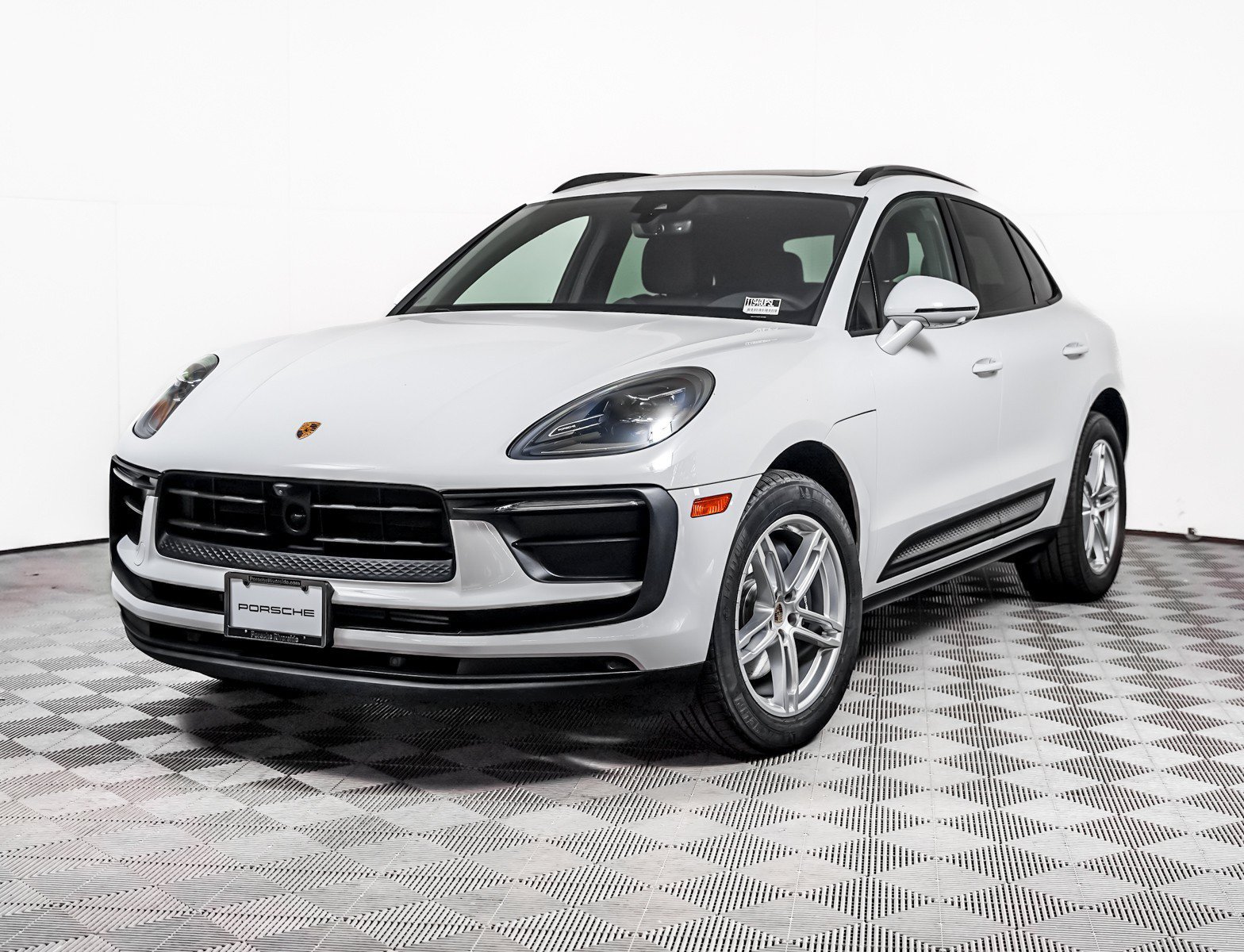 Used 2026 White Porsche  image 1