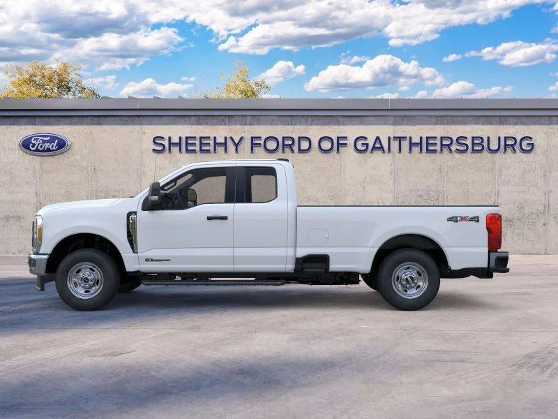 New 2026 Oxford White Ford XL image 4