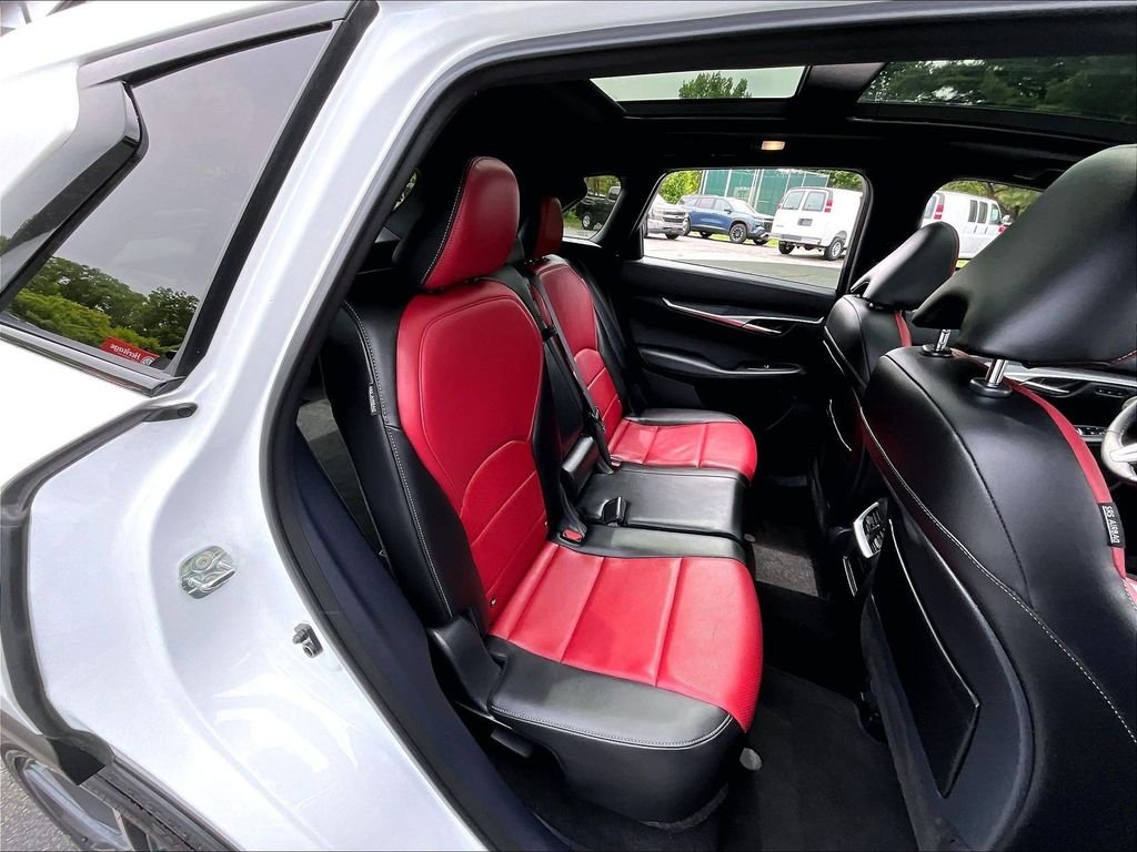 Used 2024 White INFINITI SPORT image 15