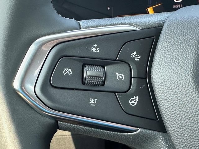 New 2026 Mosaic Black Metallic Chevrolet LT image 9