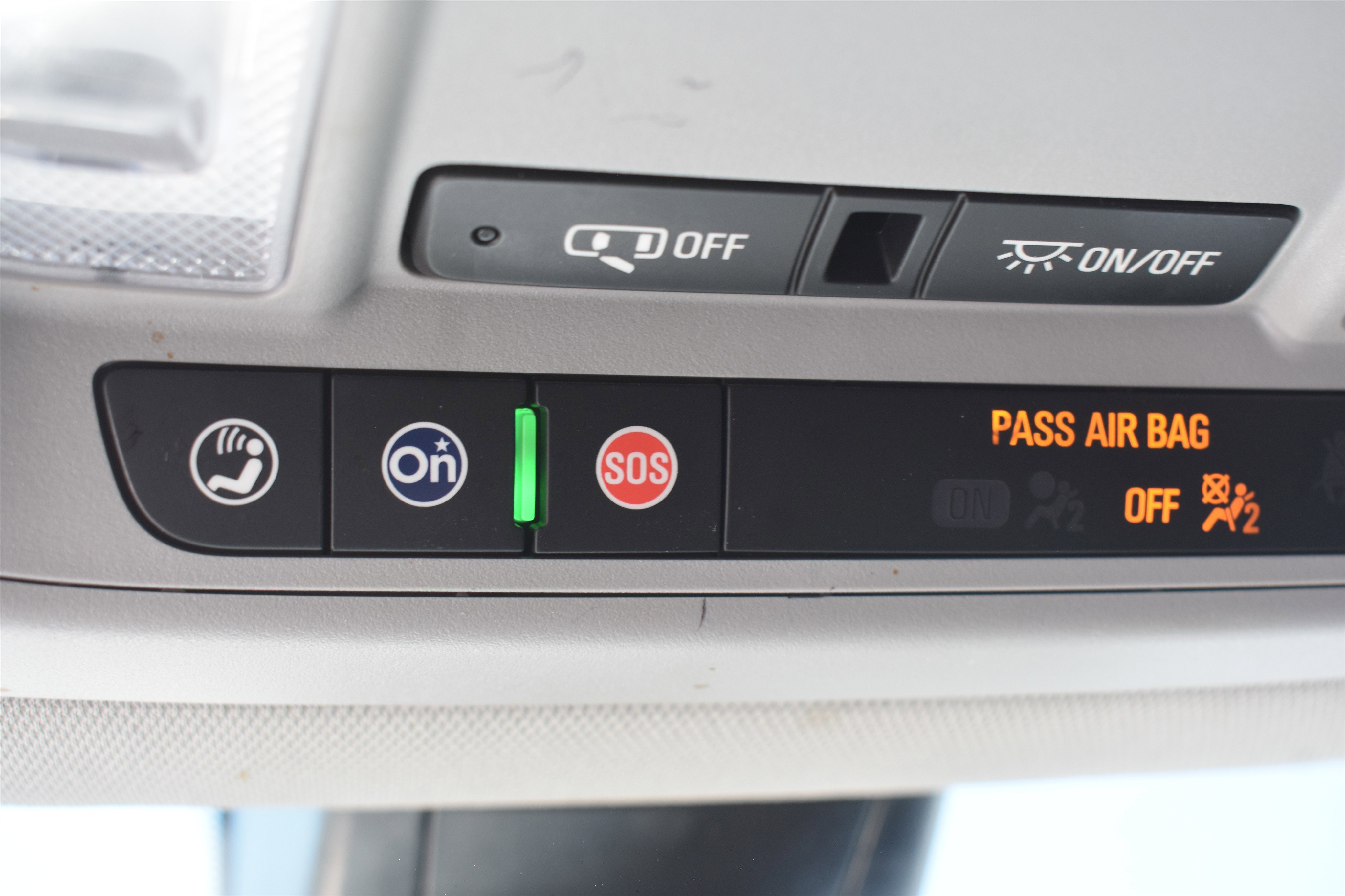 Used 2023 Sterling Metallic GMC SLT image 32