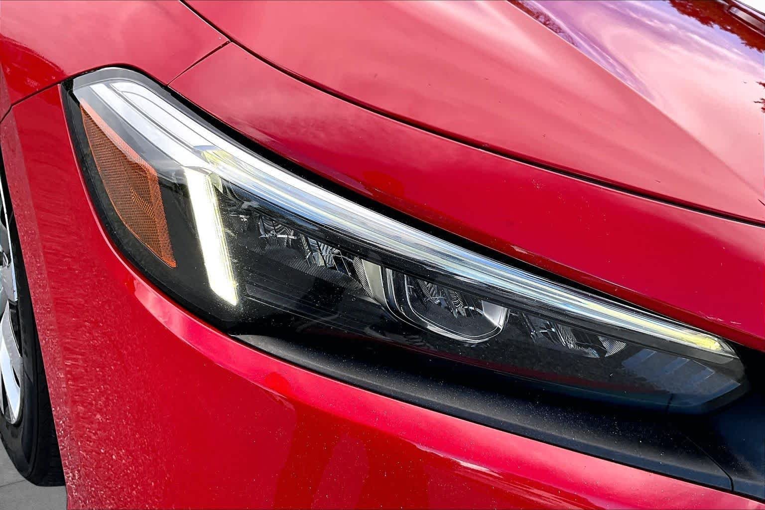 Used 2022 Rallye Red Honda LX image 27