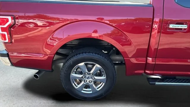 Used 2018 Red Ford XLT image 40
