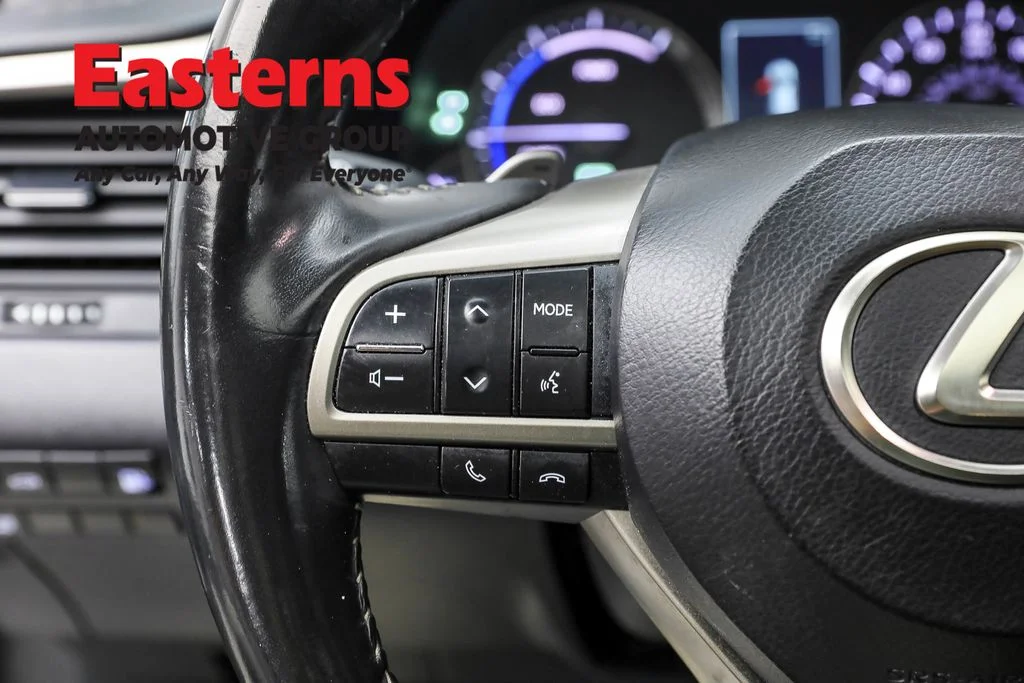 Used 2022 Black Lexus 450h image 15