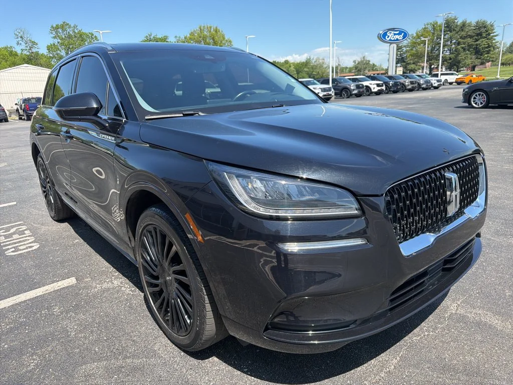 Used 2022 Infinite Black Metallic Lincoln Reserve image 7