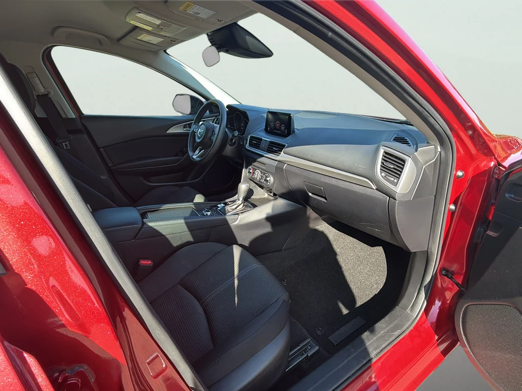 Used 2018 Red Metallic Mazda Sport image 17