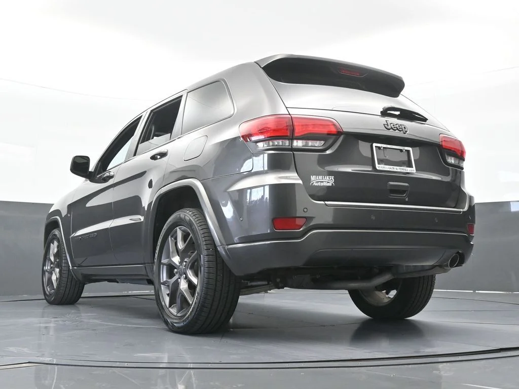 Used 2021 Granite Crystal Metallic Clearcoat Jeep Limited image 58