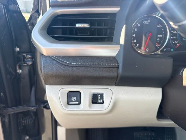 Used 2018 Silver GMC Denali image 15